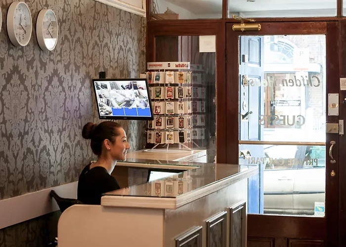 Clifden House By Nina 3*