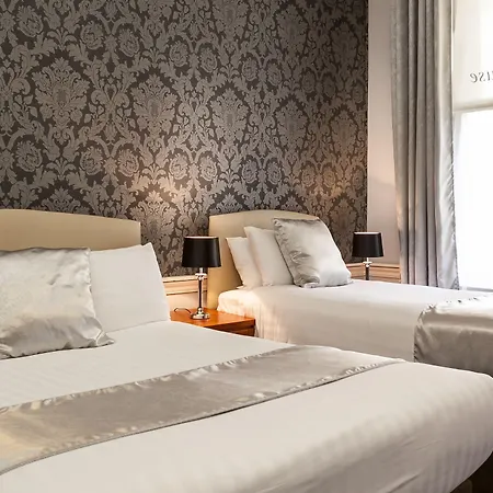 Clifden House By Nina 3*