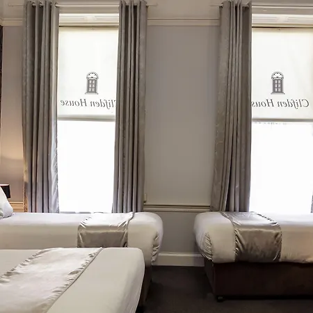 Clifden House By Nina بيت ضيافة 3*