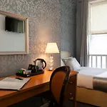 Guest house Clifden House By Nina