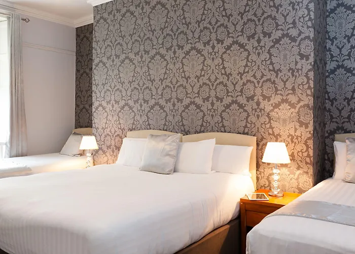 Clifden House By Nina 3*