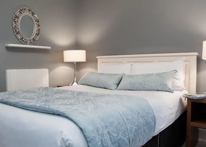 Gasthof Clifden House By Nina Dublin