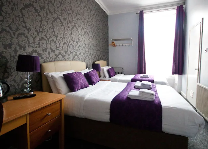 Gasthof Clifden House By Nina Dublin