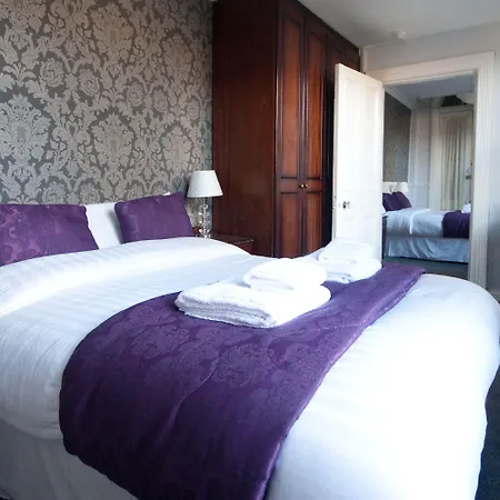 Clifden House By Nina Дублин