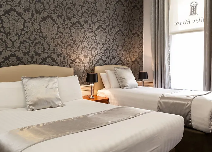 Clifden House By Nina 3*