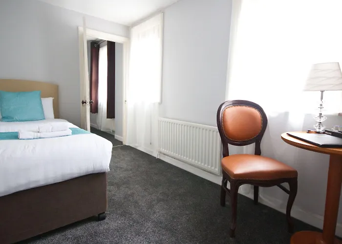 Guest house Clifden House By Nina 3*