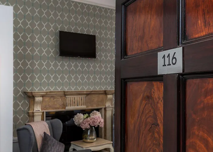 Clifden House By Nina Дублин