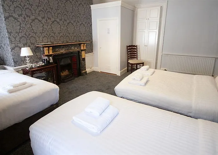 Clifden House By Nina Гостевой дом