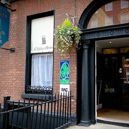 Clifden House By Nina 招待所 3*