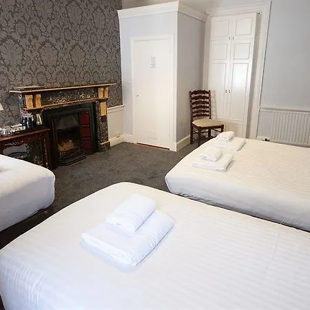 Clifden House By Nina 招待所